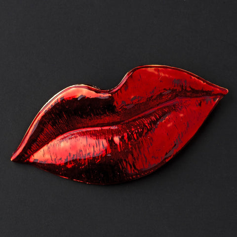 * Shiny Red Lips Bridal Wedding Brooch 104 (Gold on Back)